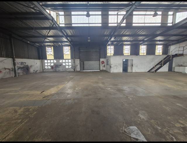 477M² WAREHOUSE TO LET IN DENVER